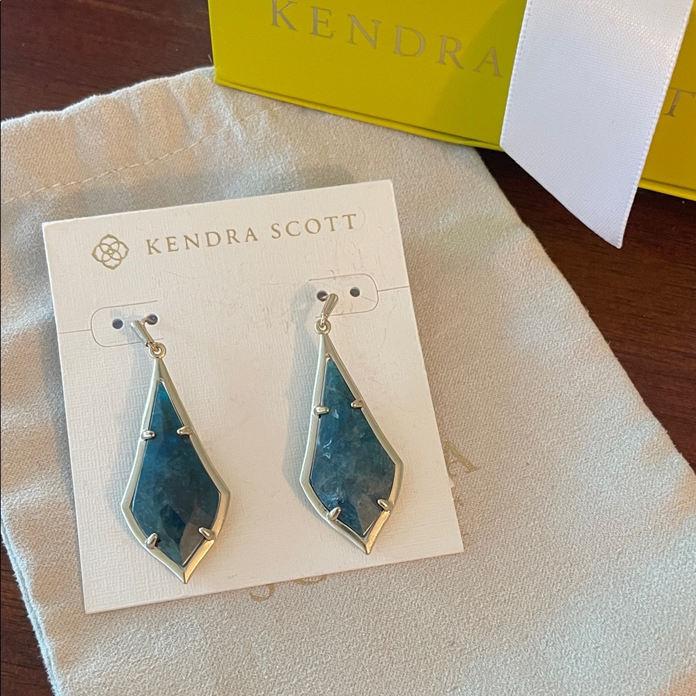 Kendra Scott Olivia Teal Tear Drop Earrings
